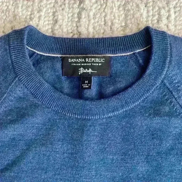 Banana Republic M Merino Sweater Blue - Picture 2 of 2
